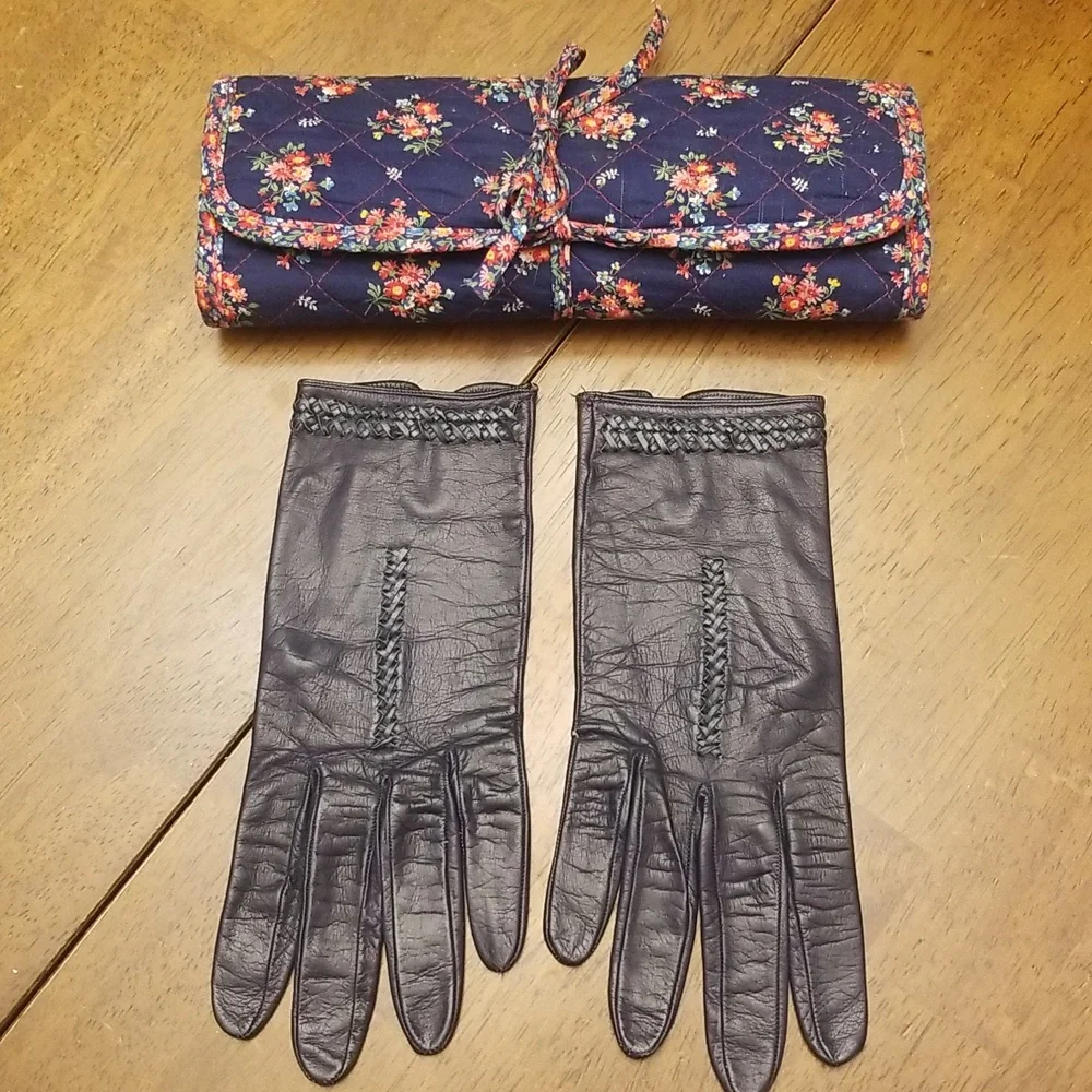 Vintage navy gloves and jewelry roll bag